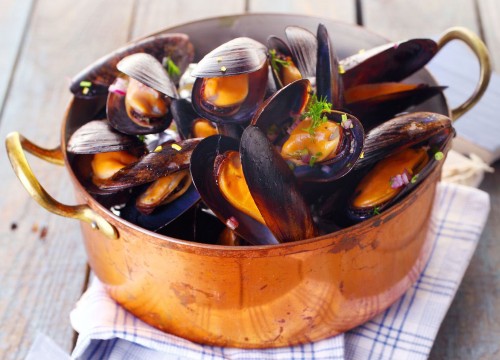 Creamy mussel pot